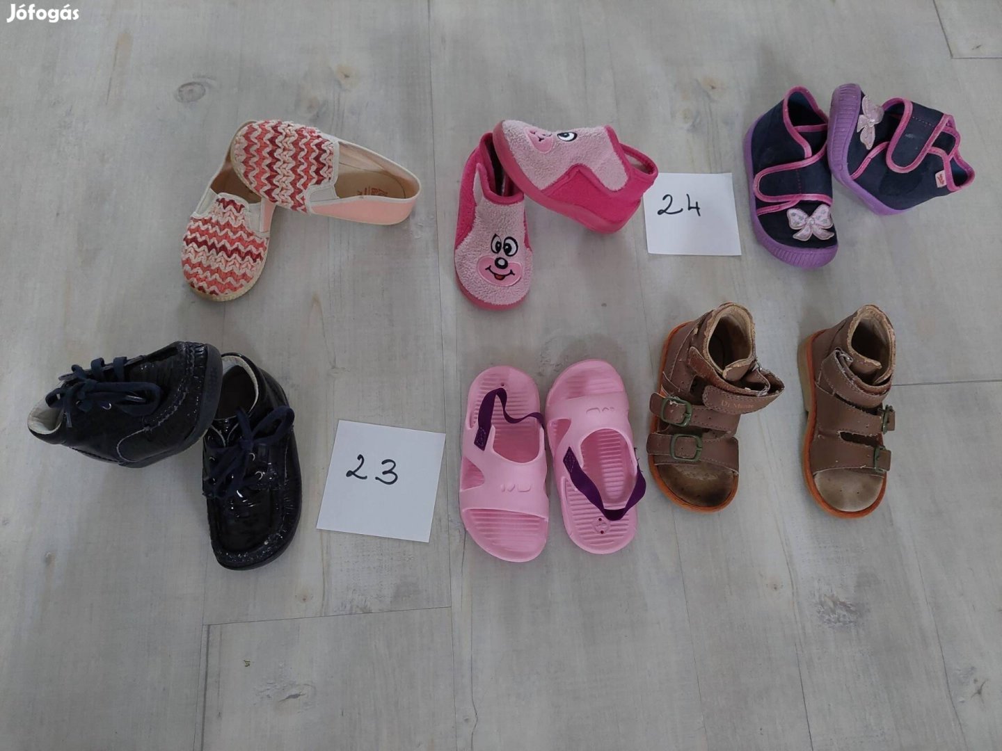 23-24 kislány cipők