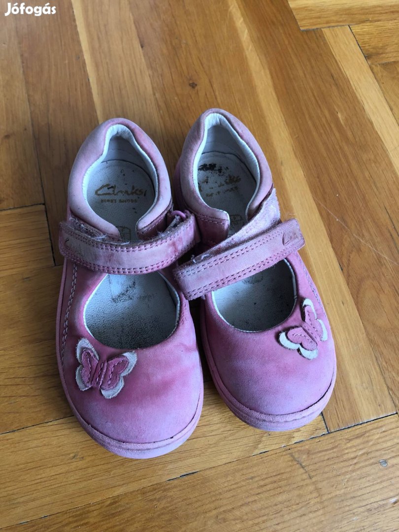 23-as Clarks kislány cipő, pillangós topánka