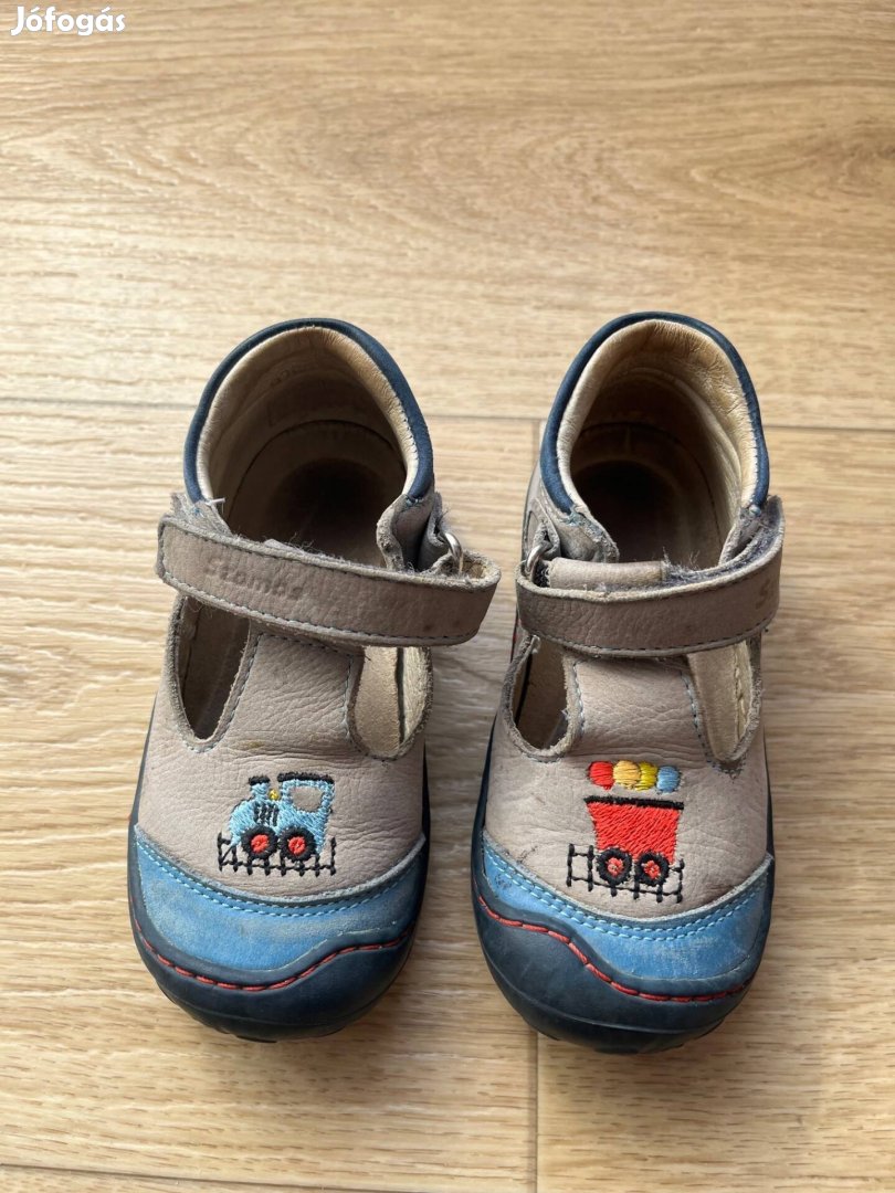 23-as Szamos szandálcipő