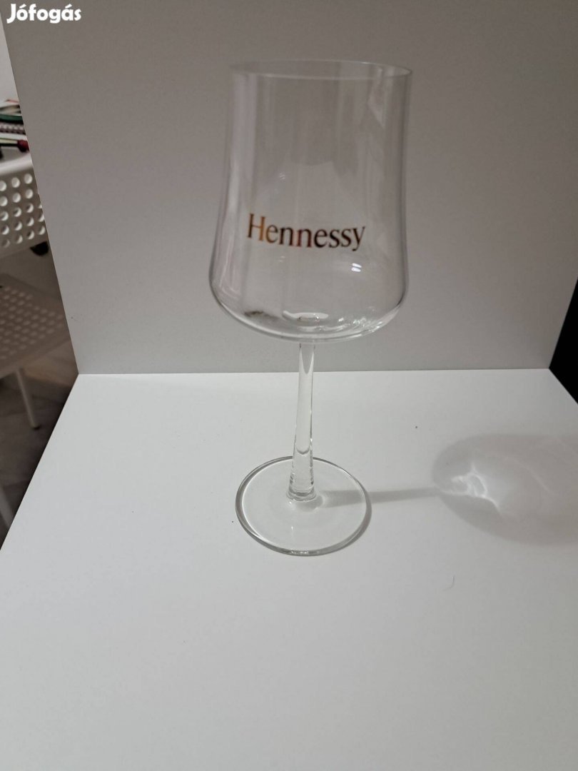 23db Hennessy pohar új