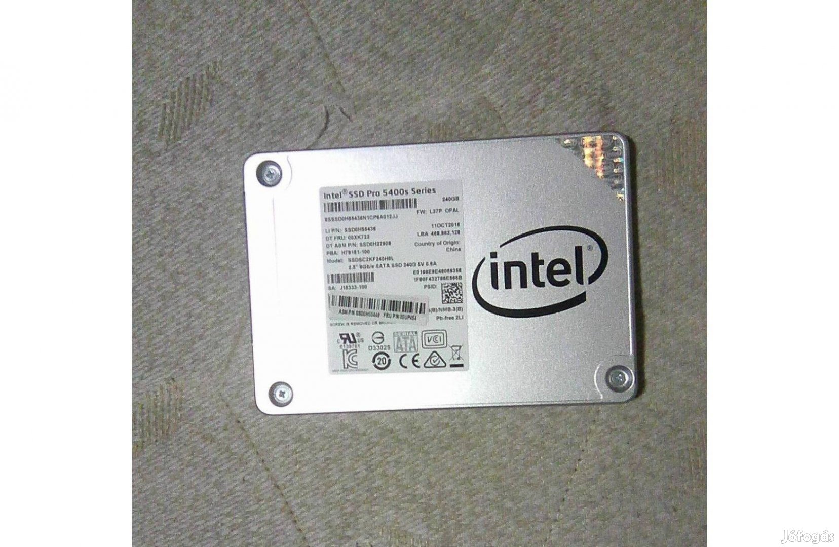 240Gb-os Intel SATA3 prémium SSD alig használtan. Postázom is!