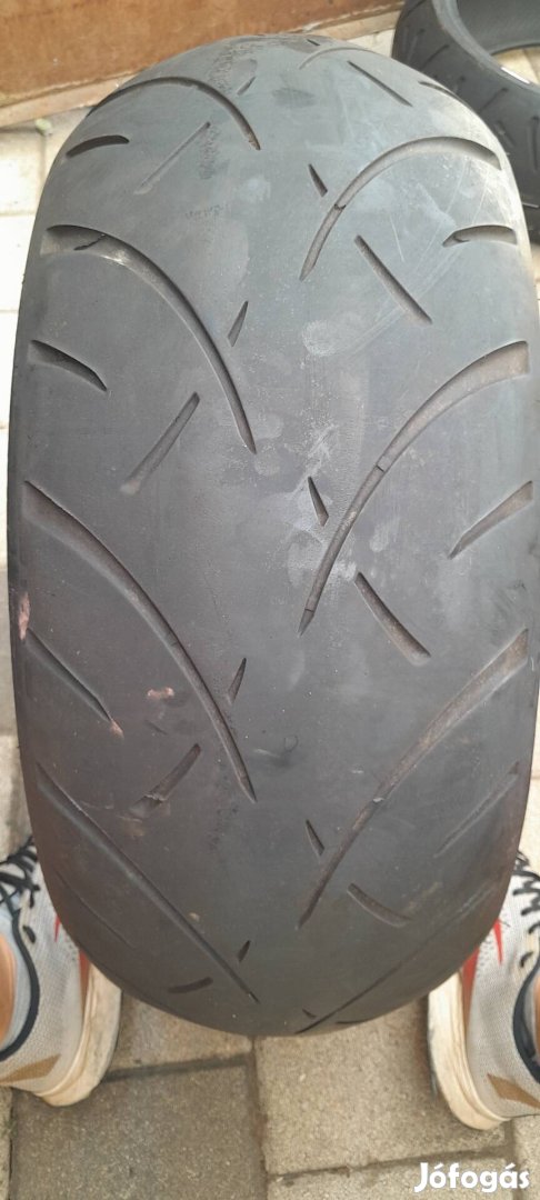 240/50 r16 motorgumi 