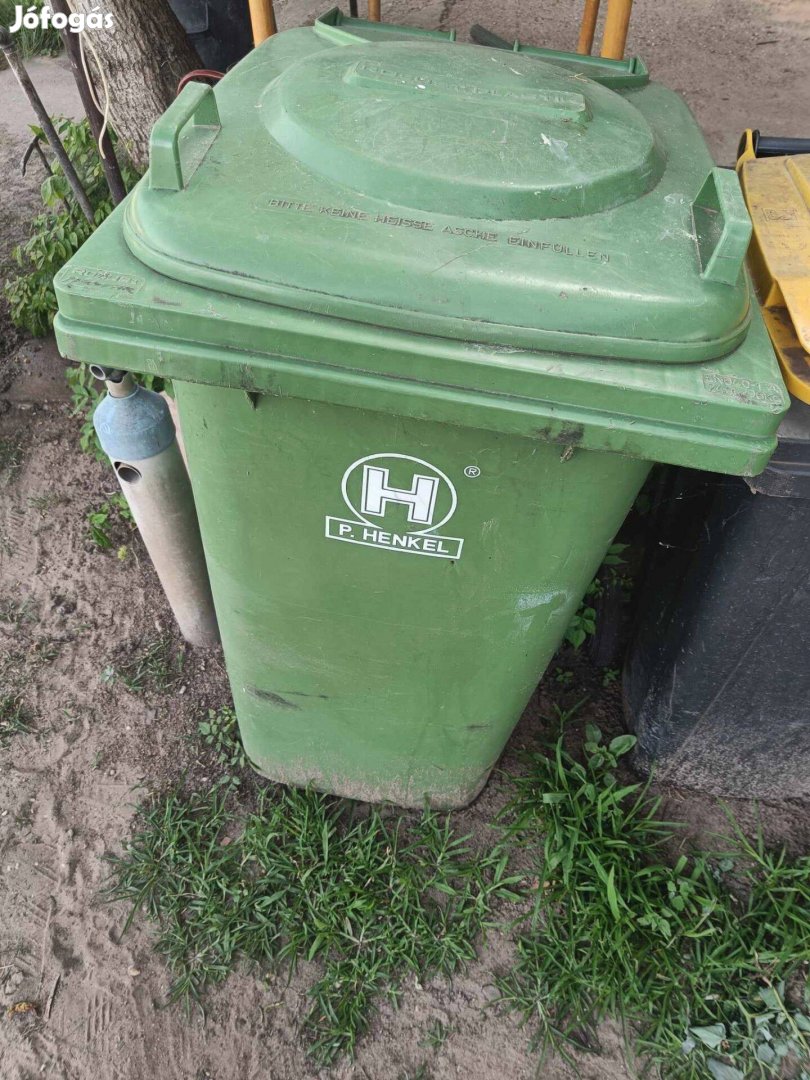 240 literes hulladéktároló
