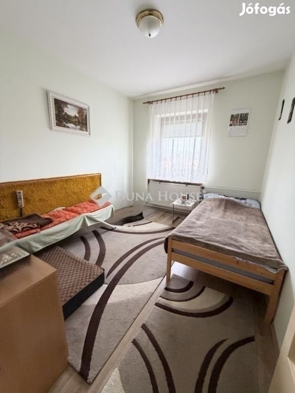 240 nm-es ház eladó Kozármisleny