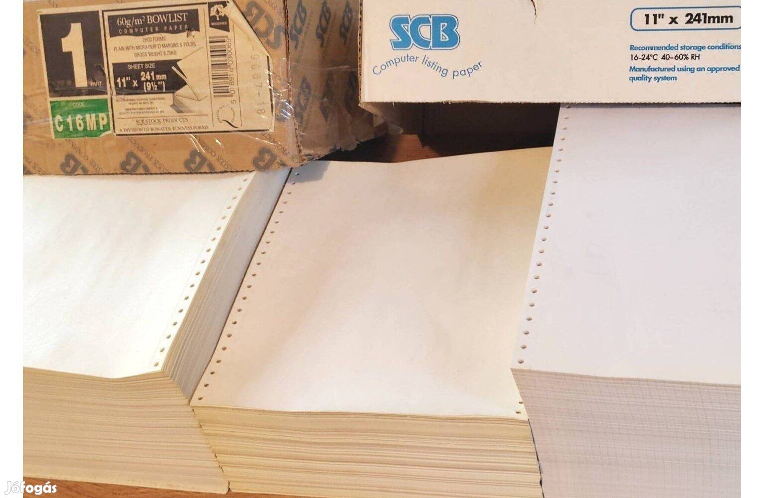 241 x 11" 1 példányos Leporelló papír mátrix nyomtatóhoz