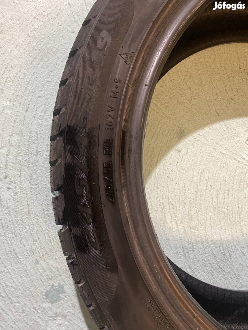 245/34R19 Pirelli téligumi 2 db