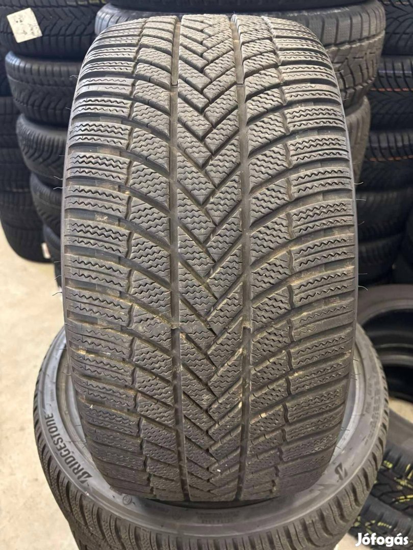 245/35R19 245/35 R19 újszerű Bridgestone téli gumi Dot23 ÁR/db