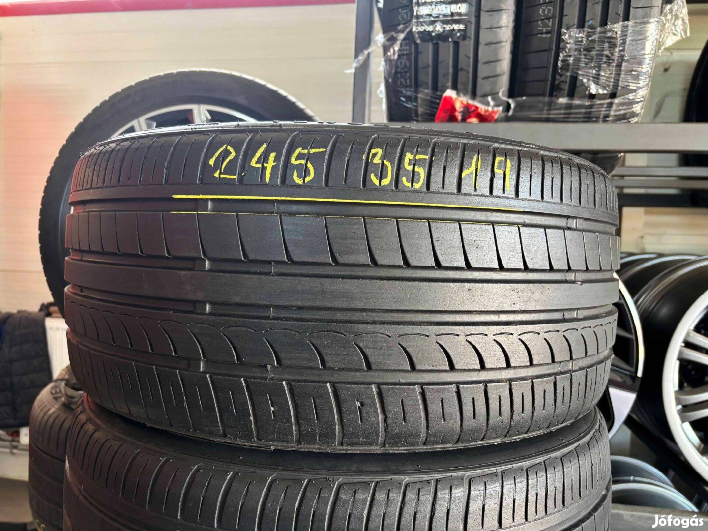 245/35 r19 2021 6mm nyárigumi 2db eladó 245/35r19
