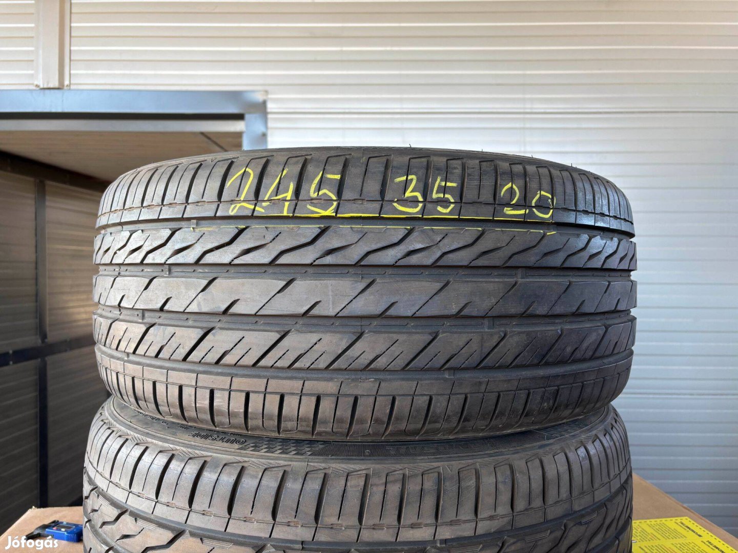 245/35 r20 Landsail 7mm nyárigumi 2db eladó 245/35r20