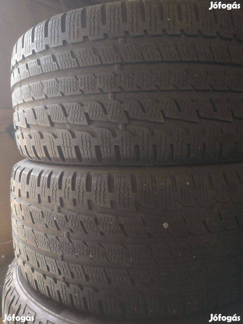 245/40R17 26e/2db téligumi