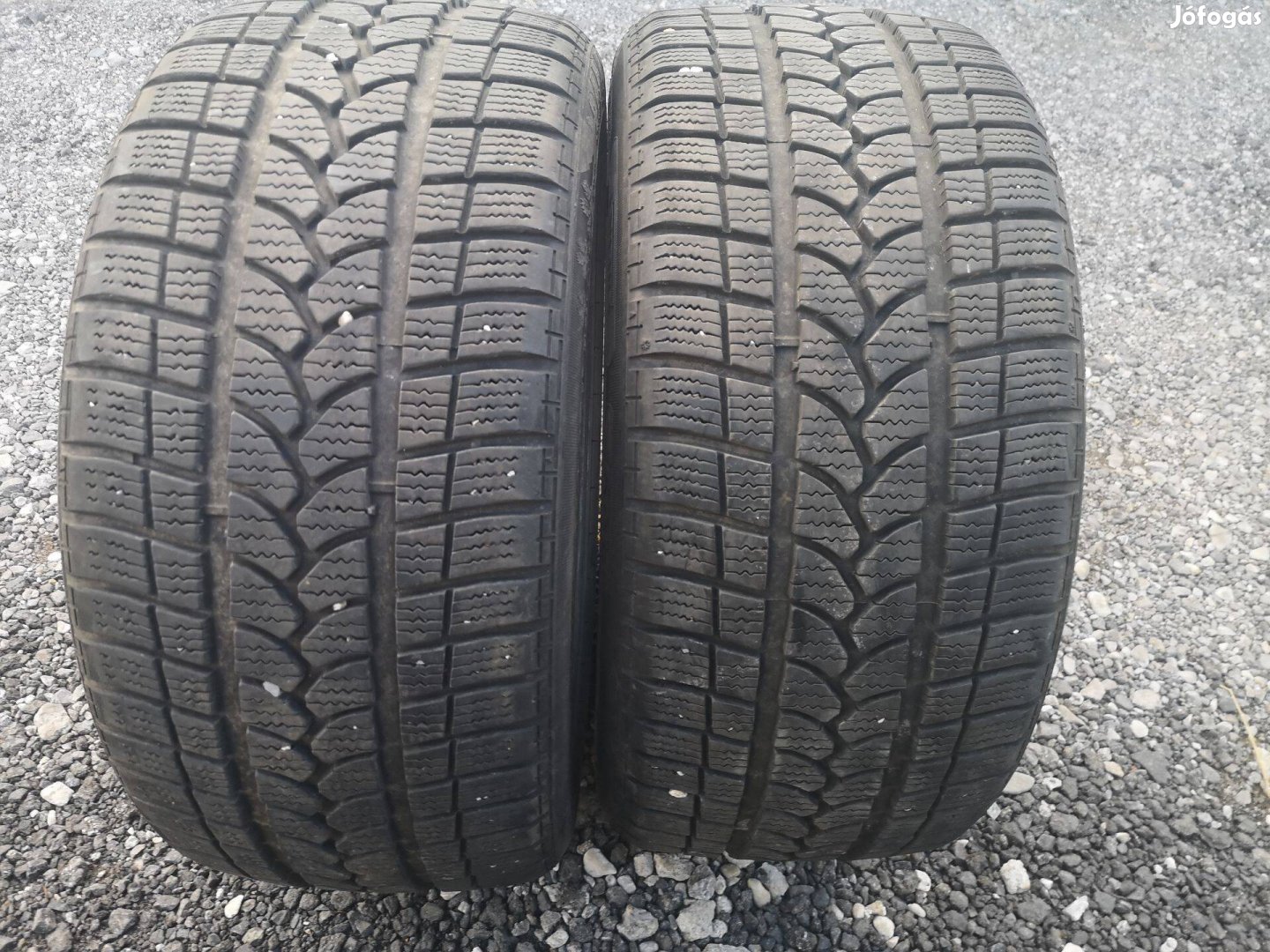 245/40R18 2db Taurus téligumi eladó