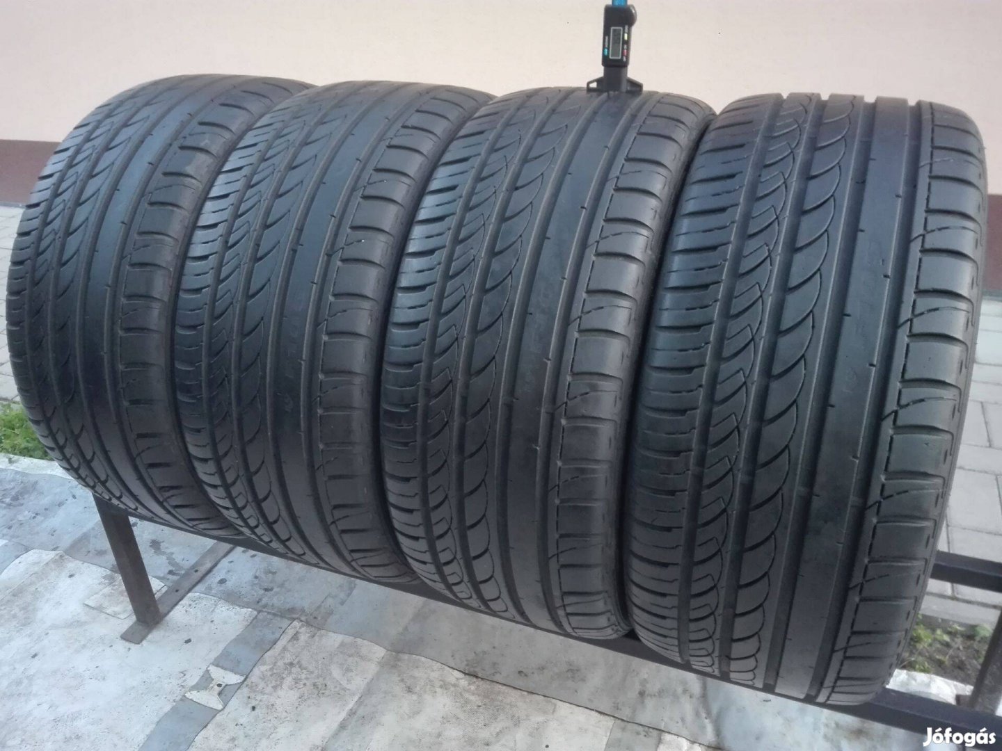 245/40R18 Rockstone nyári gumi garnitúra 245/40 r18