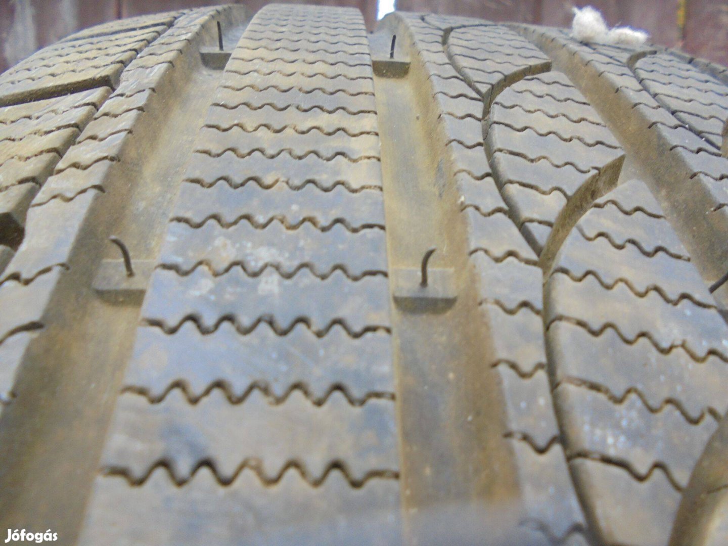 245/40R19 88HV XL Téligumi