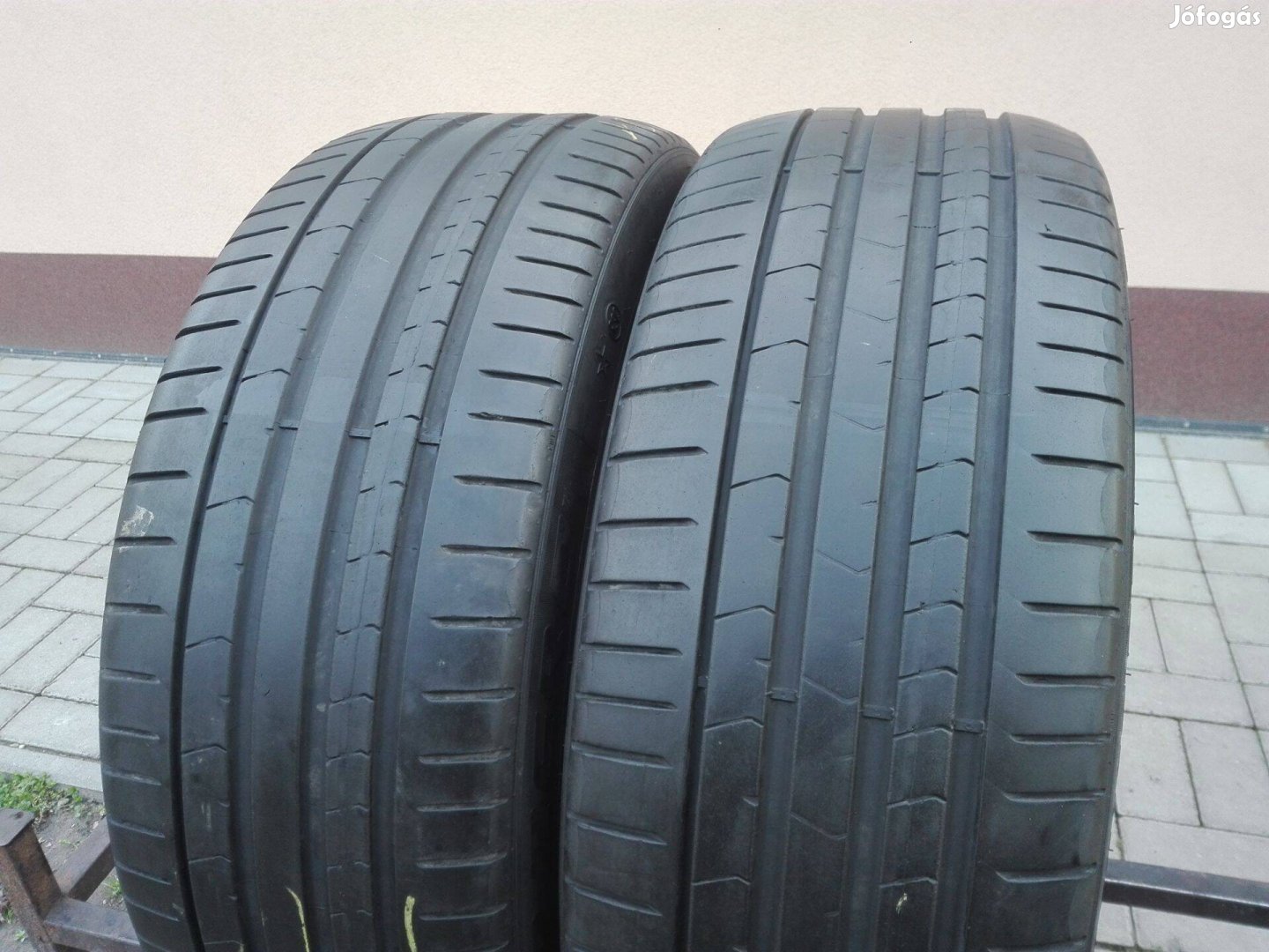 245/40R21 Pireli nyári gumi 2db 245/40 r21
