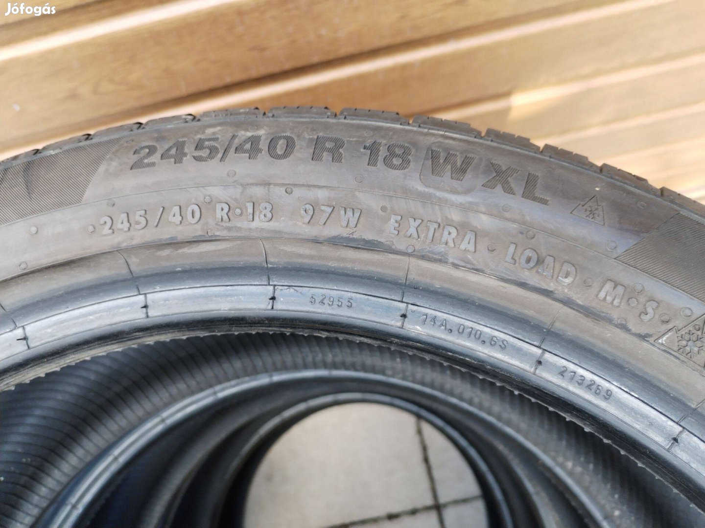 245 40 18 téli gumi garnitura continental