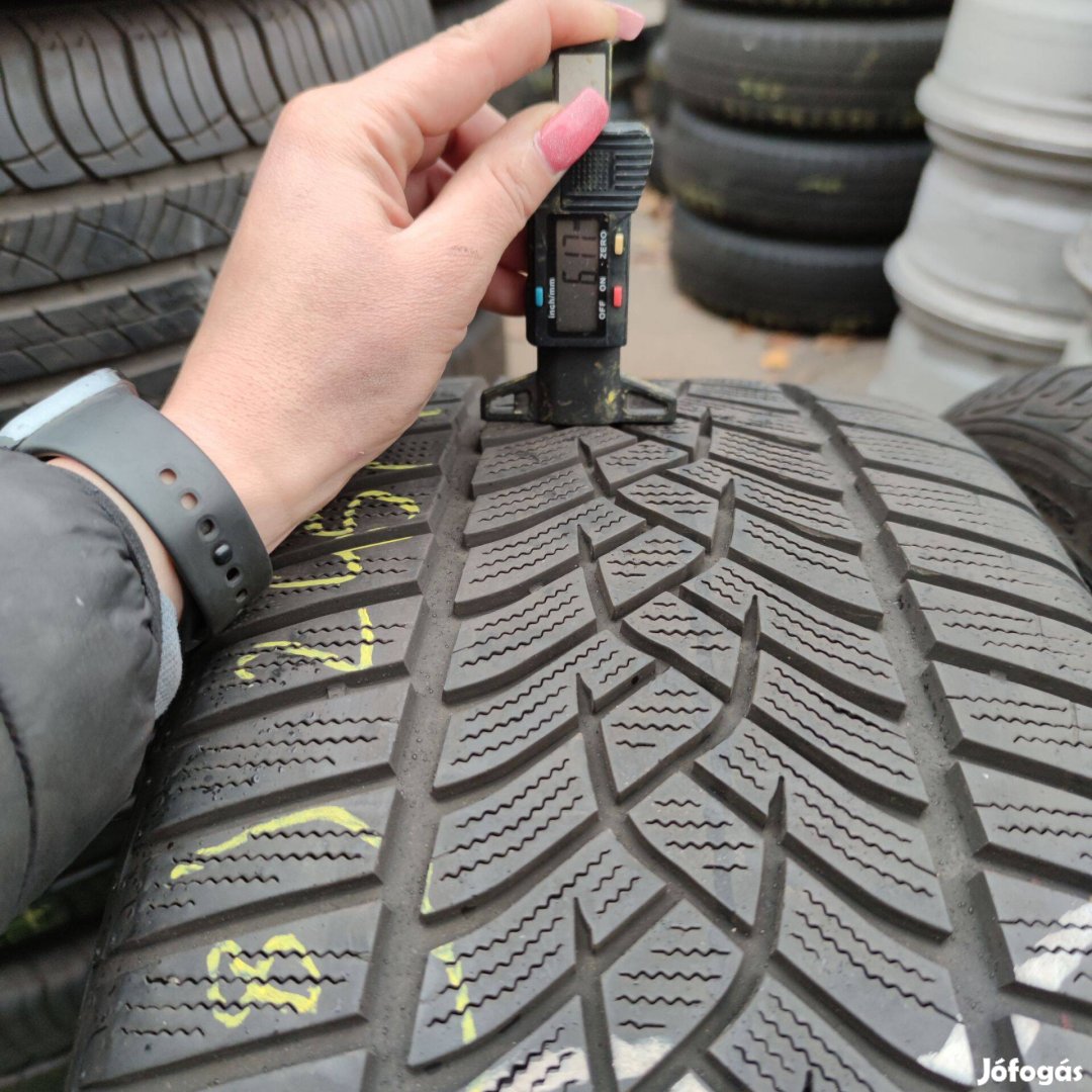 245/40 R18 Goodyear téli gumi 50000ft a 2db/168/