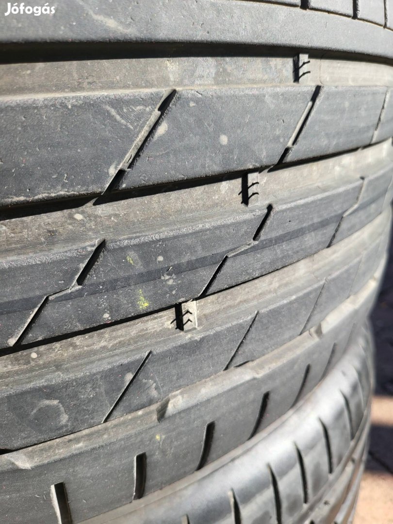 245/40 R19 Hankook nyári gumi