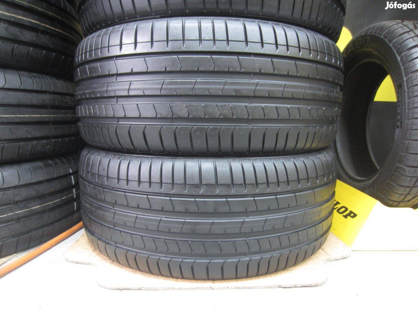 245/40 R20 Pirelli Pzero 99Y