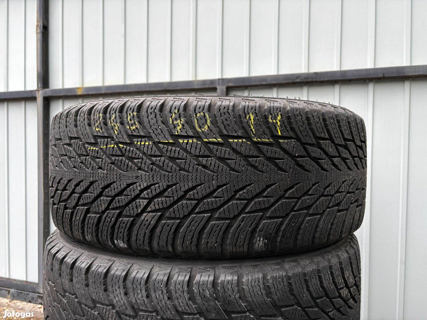 245/40 r19 Nokian téligumi 4db eladó 245/40r19 garnitúra