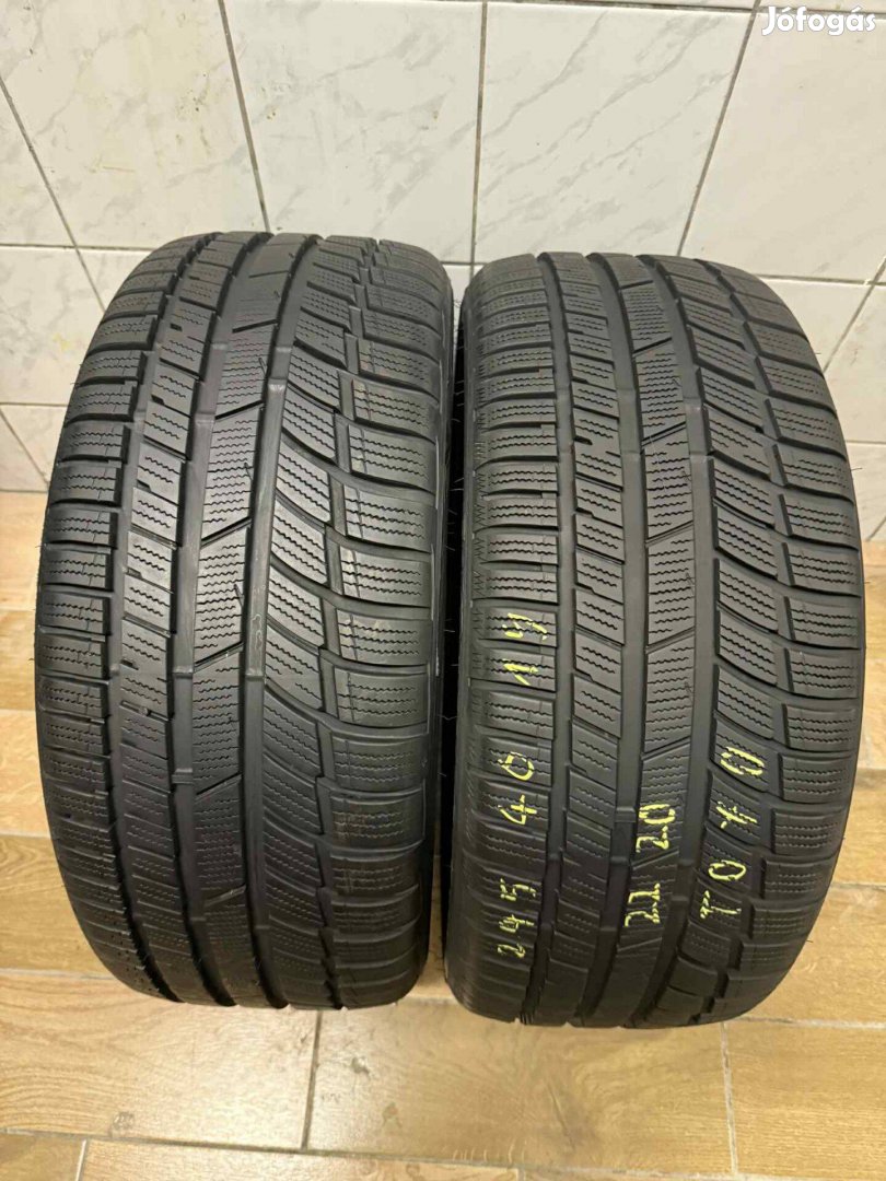 245/40/r19 Toyo téli 2db