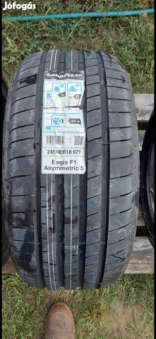 245/40r18 Goodyear 1db új nyari 20.000Ft