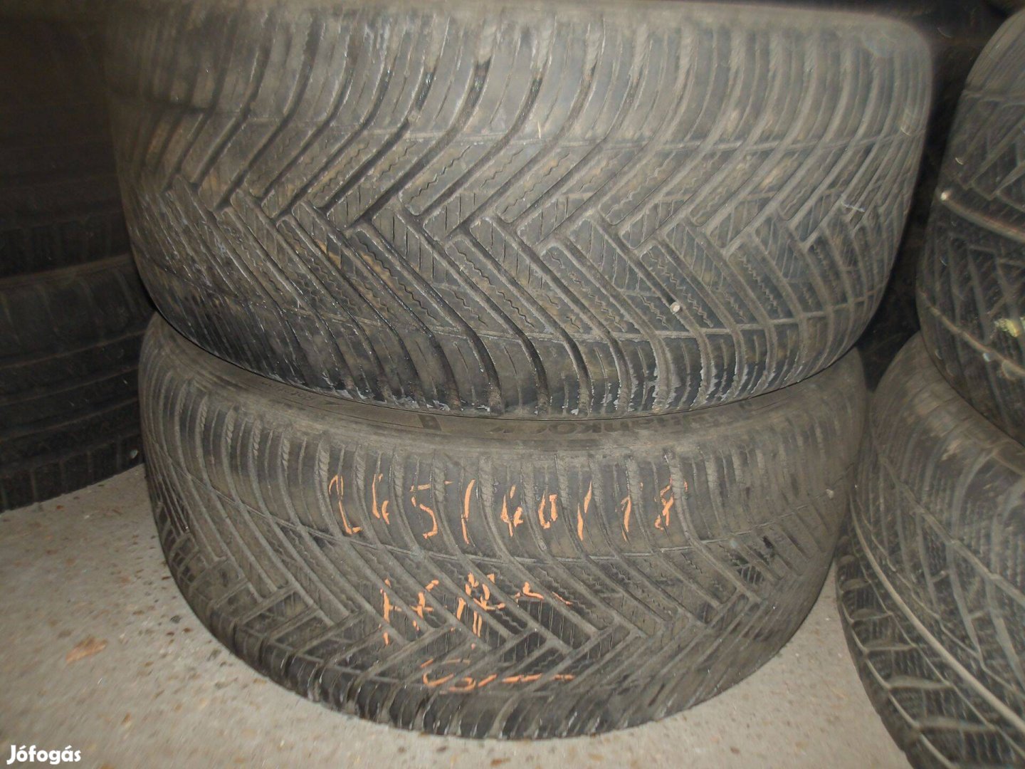 245/40r18 Hankook négyévszakos gumi ajándék szereléssel