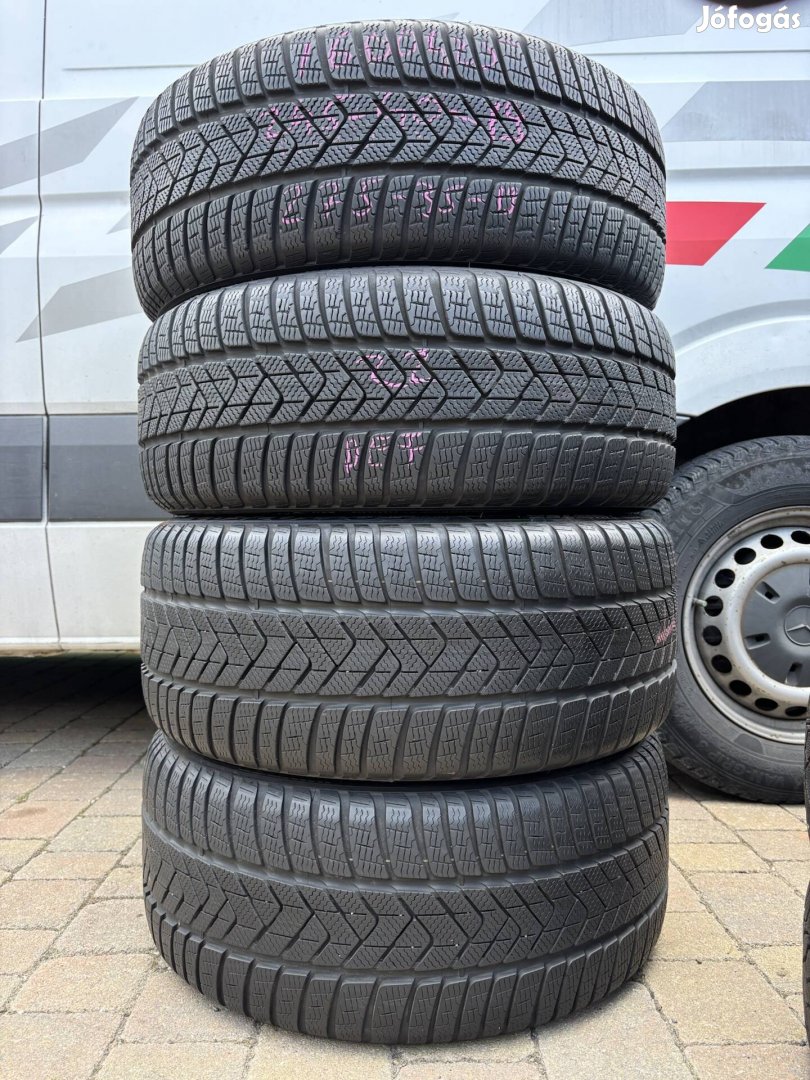 245/40r19  275/35r19 Pirelli defekttűrő téli gumi