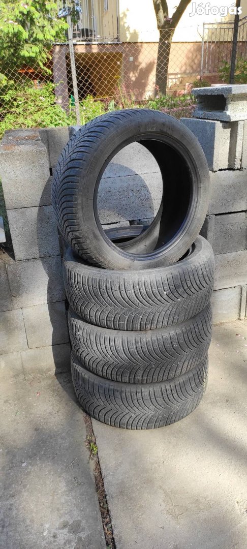 245/45R17 Kleber Quadraxer 2 négyévszakos gumi