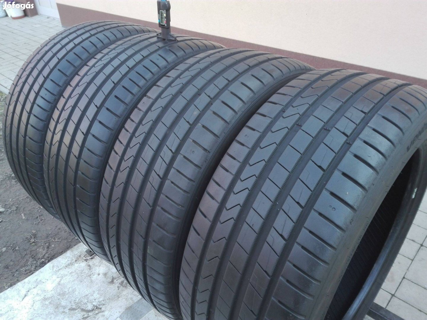 245/45R18 Hankook nyári gumi garnitúra 245/45 r18