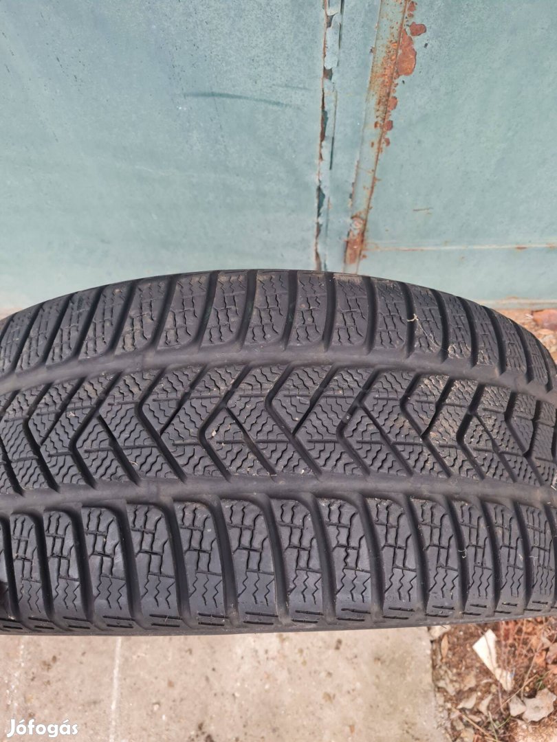 245/45R18 téli 6mm