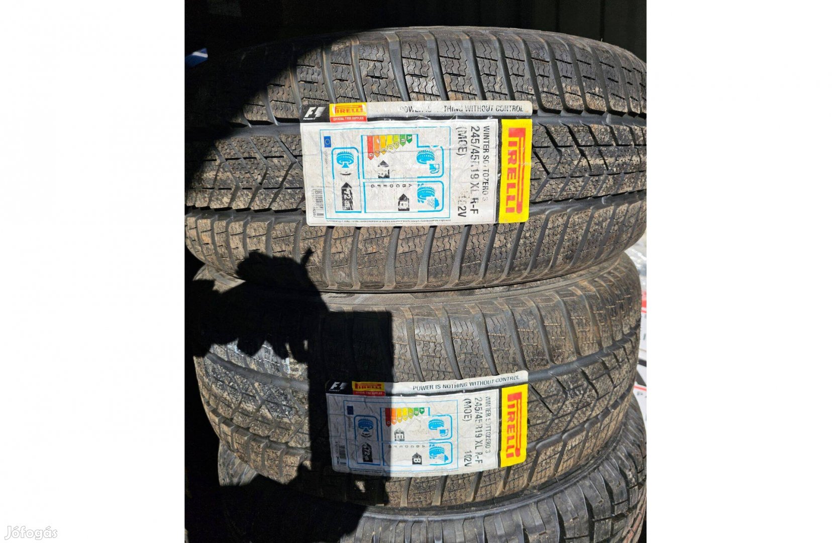 245/45R19 Pirelli Winter 102V XL Defekttűrő DOT2018 Új Téli gumi