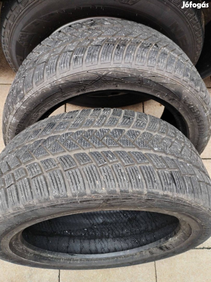 245 45 17 vredestein téli gumi 2 db szép állapotú