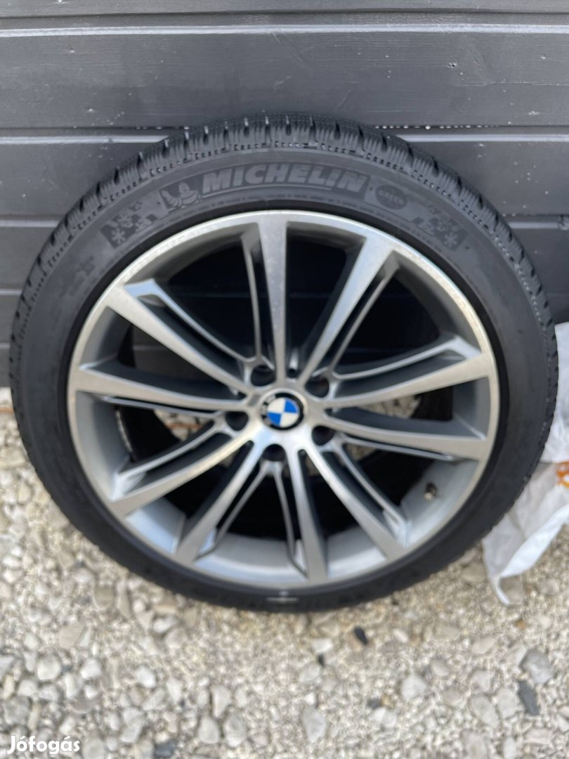 245 45 19 275 40 19 Michelin téli Bmw F01