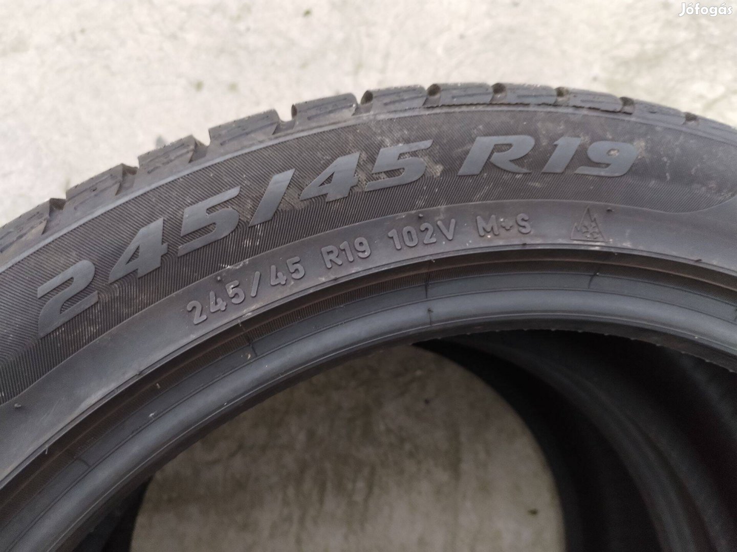 245 45 19 pirelli 245/45 R 19 téli gumi 2 db