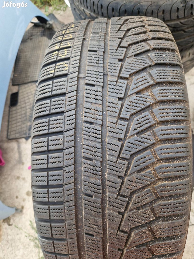 245/45 20 hankook teligumi pár