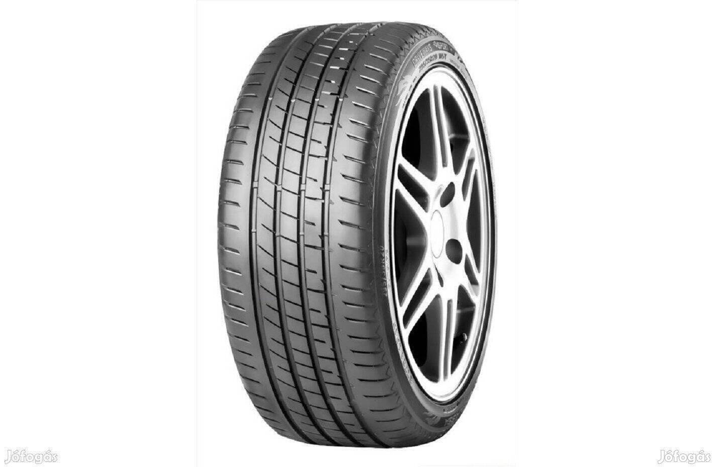 245/45 R17" Lassa Driveways új nyári gumi