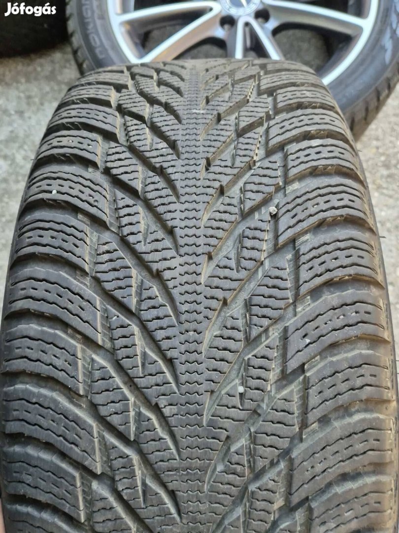 245/45 R18 245/45R18 XL Nokian új állapotú téli gumi