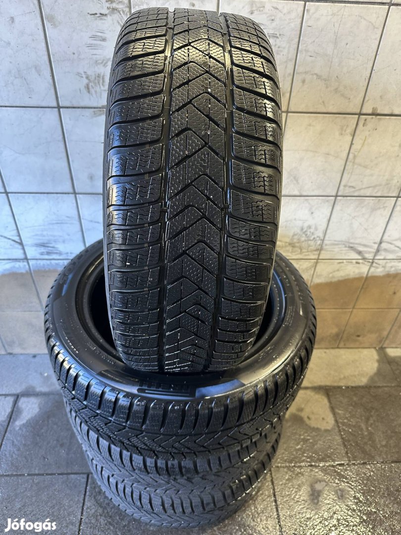 245/45 R18 Continental téli 2021