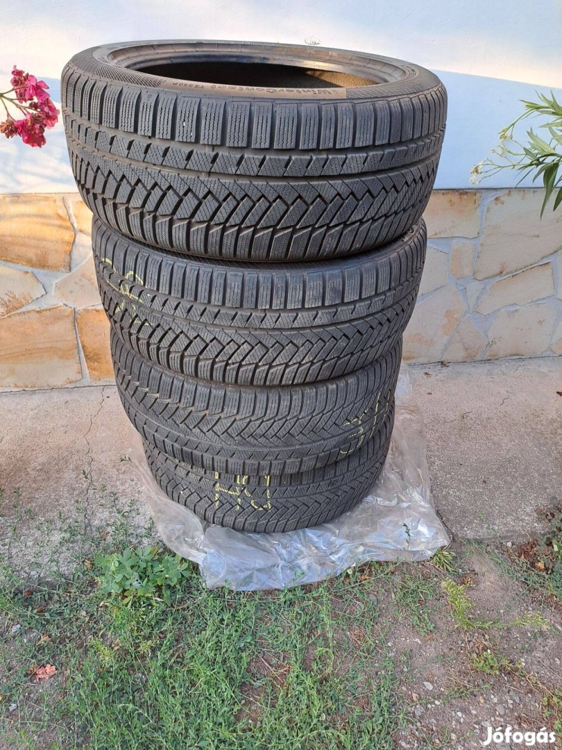 245/45 R18 Continental ts850P téli gumik