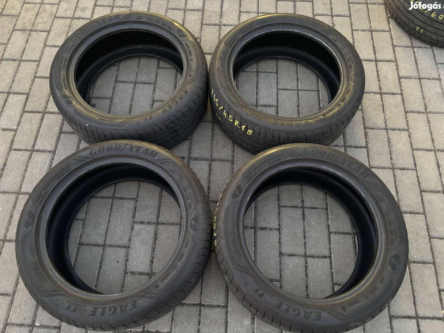 245/45 R18 Goodyear nyárigumi