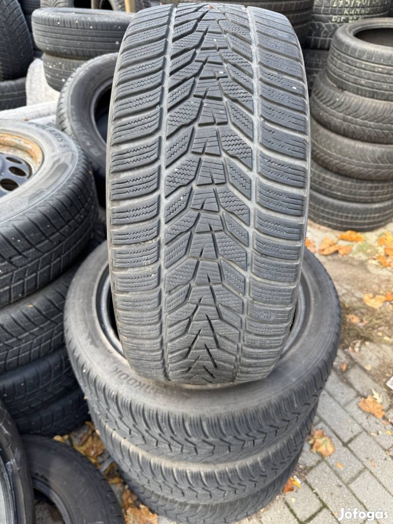 245/45 R18 Hankook használt téli gumi. 