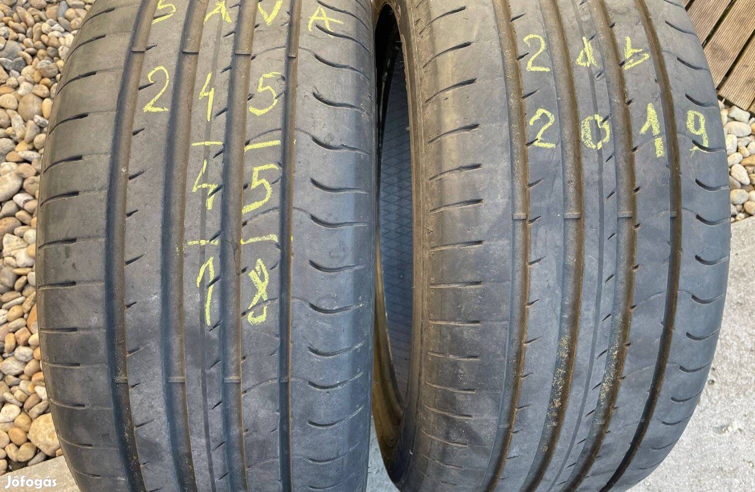 245/45 R18 méretben két darab nyári gumi olcsón vihető