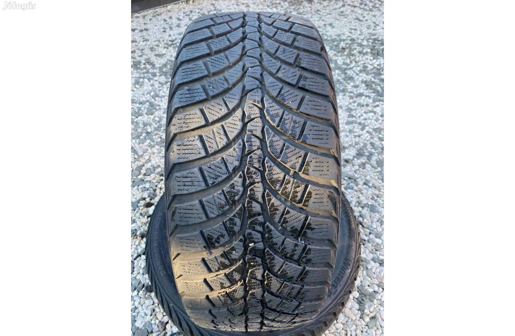 245/45 R19 Kumho téligumi pár