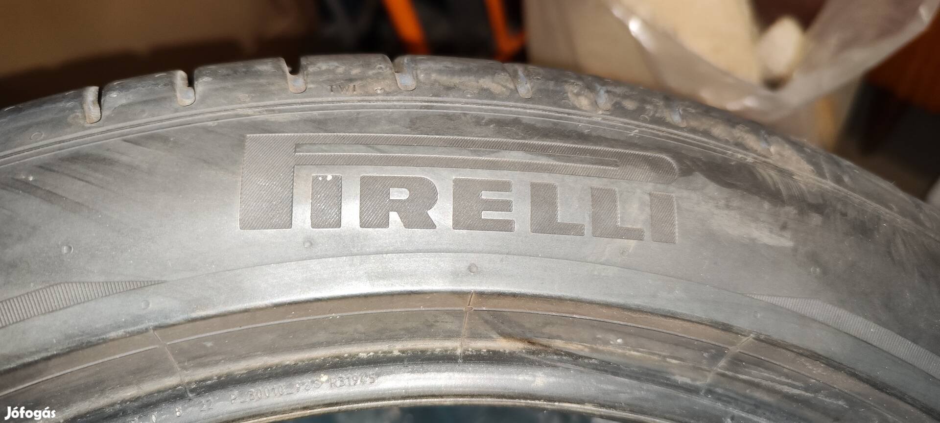 245/45 R20 Pirelli nyári gumi szett, 4 db
