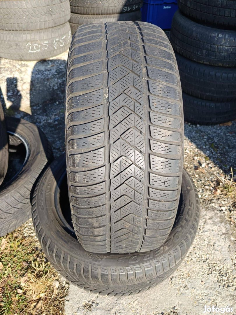 245/45 r18 3éves 2db Pirelli téli gumi eladó