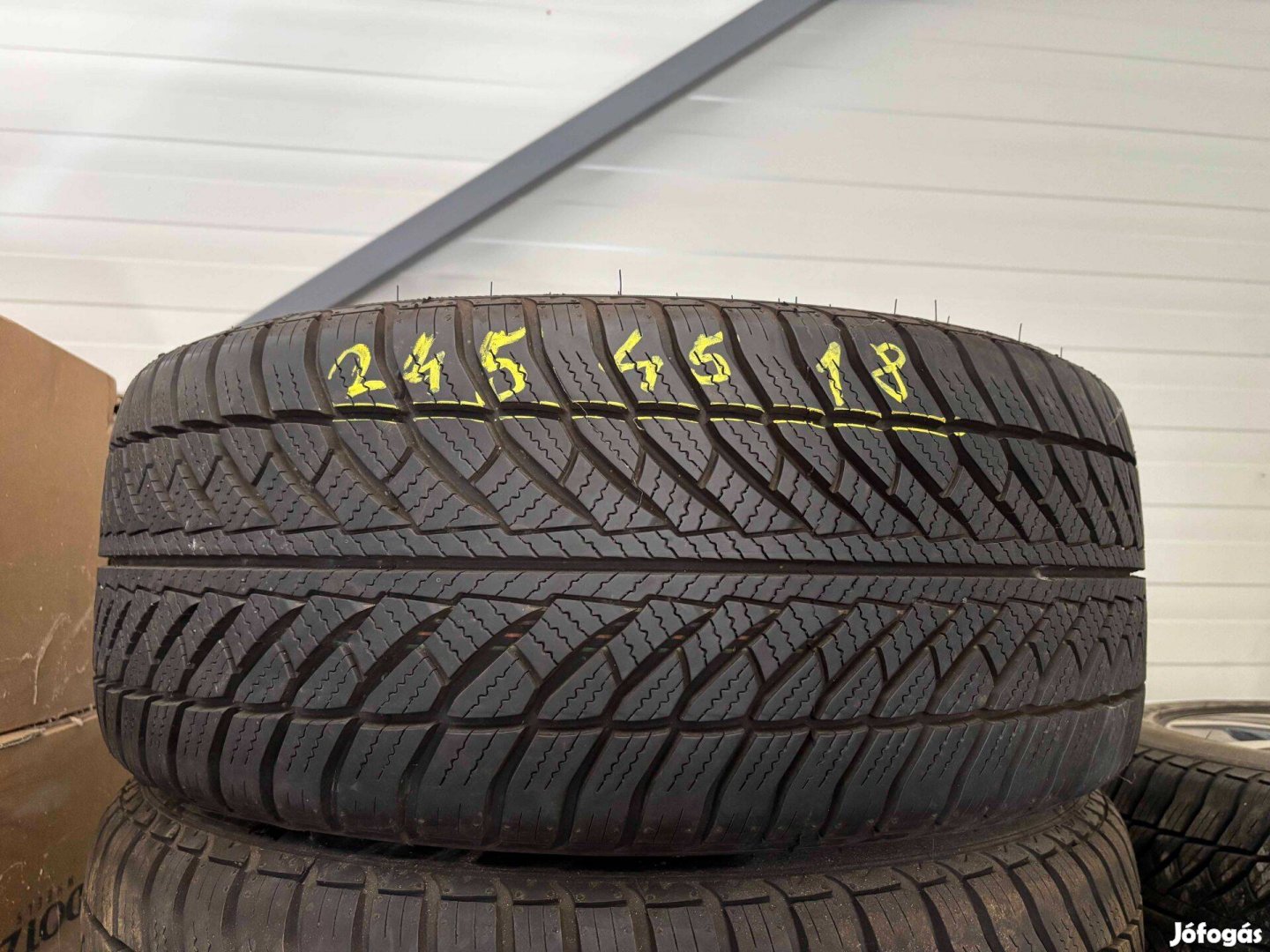 245/45 r18 Goodyear 2023 8mm téligumi eladó 245/45r18 garnitúra