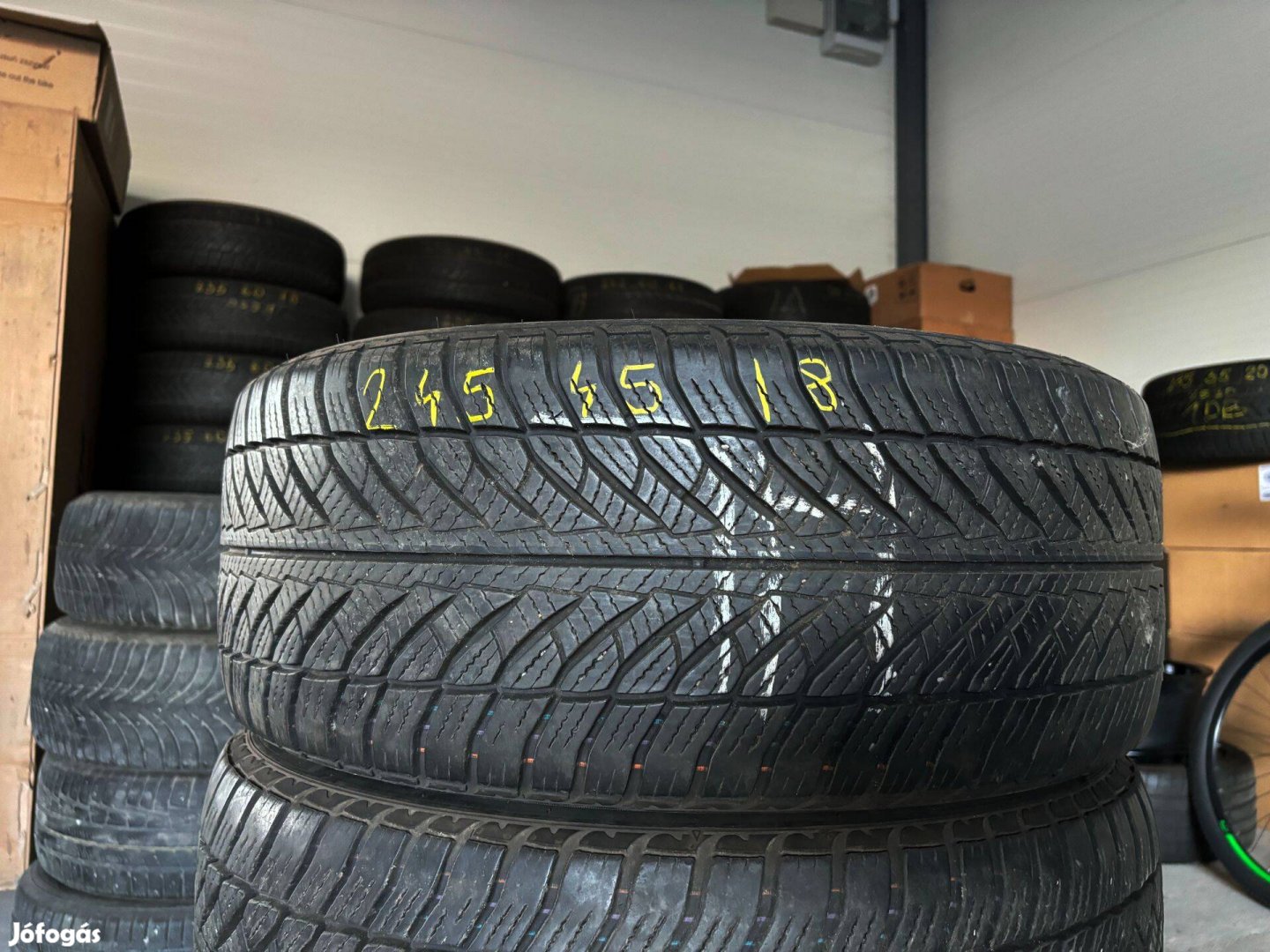 245/45 r18 Goodyear Utragrip 8 4db téligumi 245/45r18 garnitúra