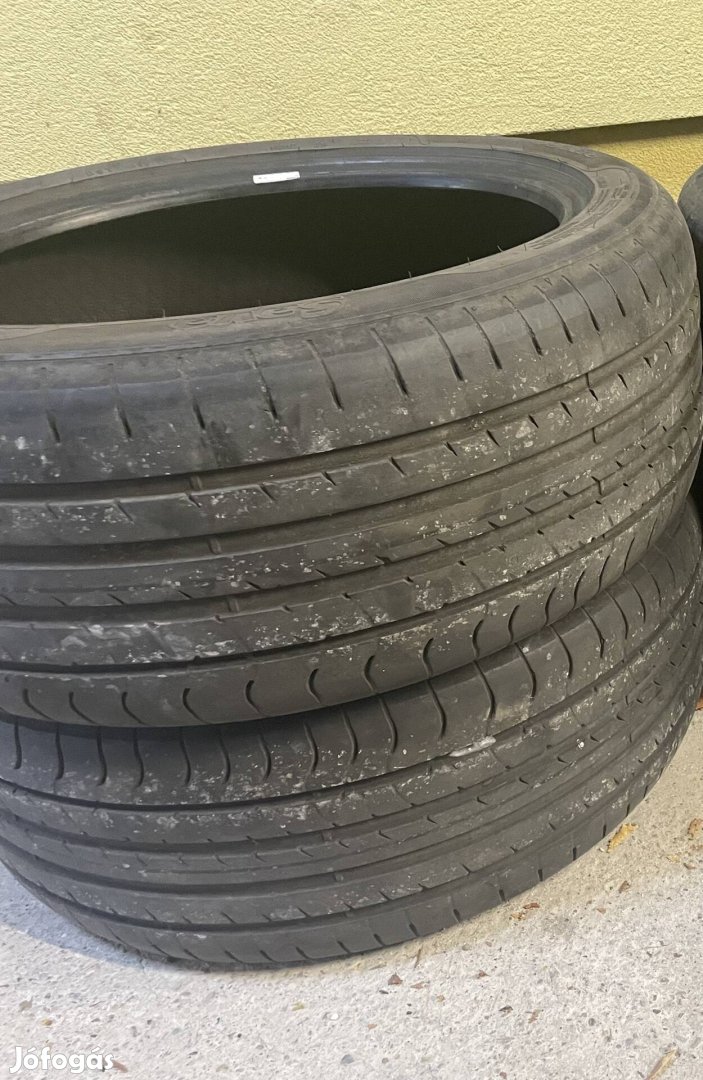 245/45 r18 nyari gumi sava