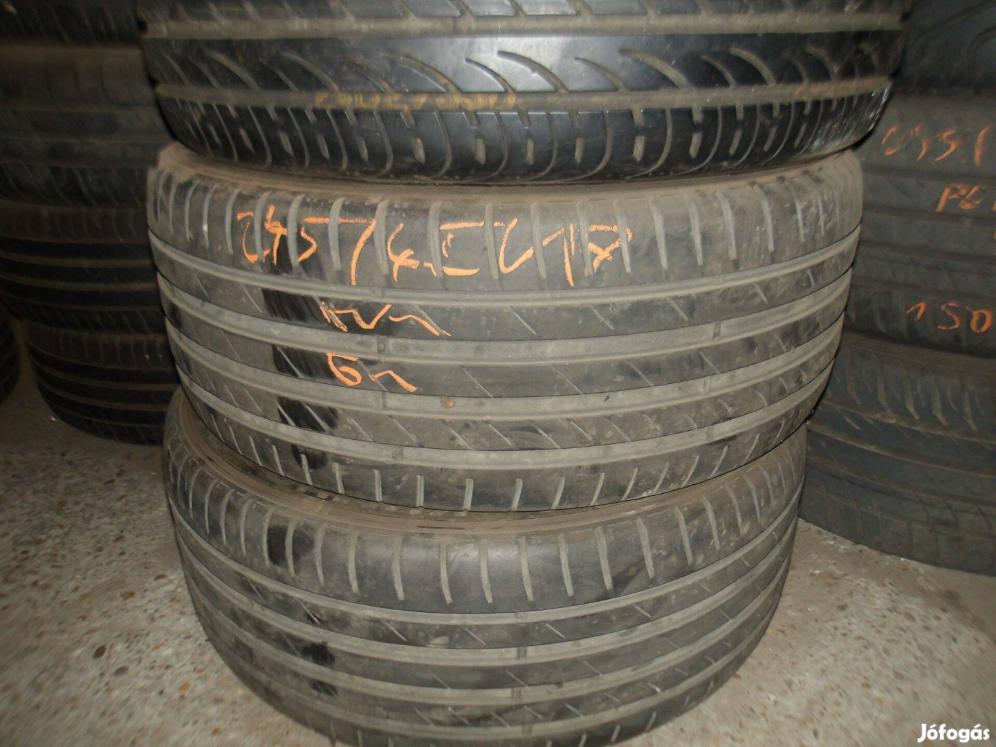 245/45r17 Kumho nyári gumi ajándék szereléssel