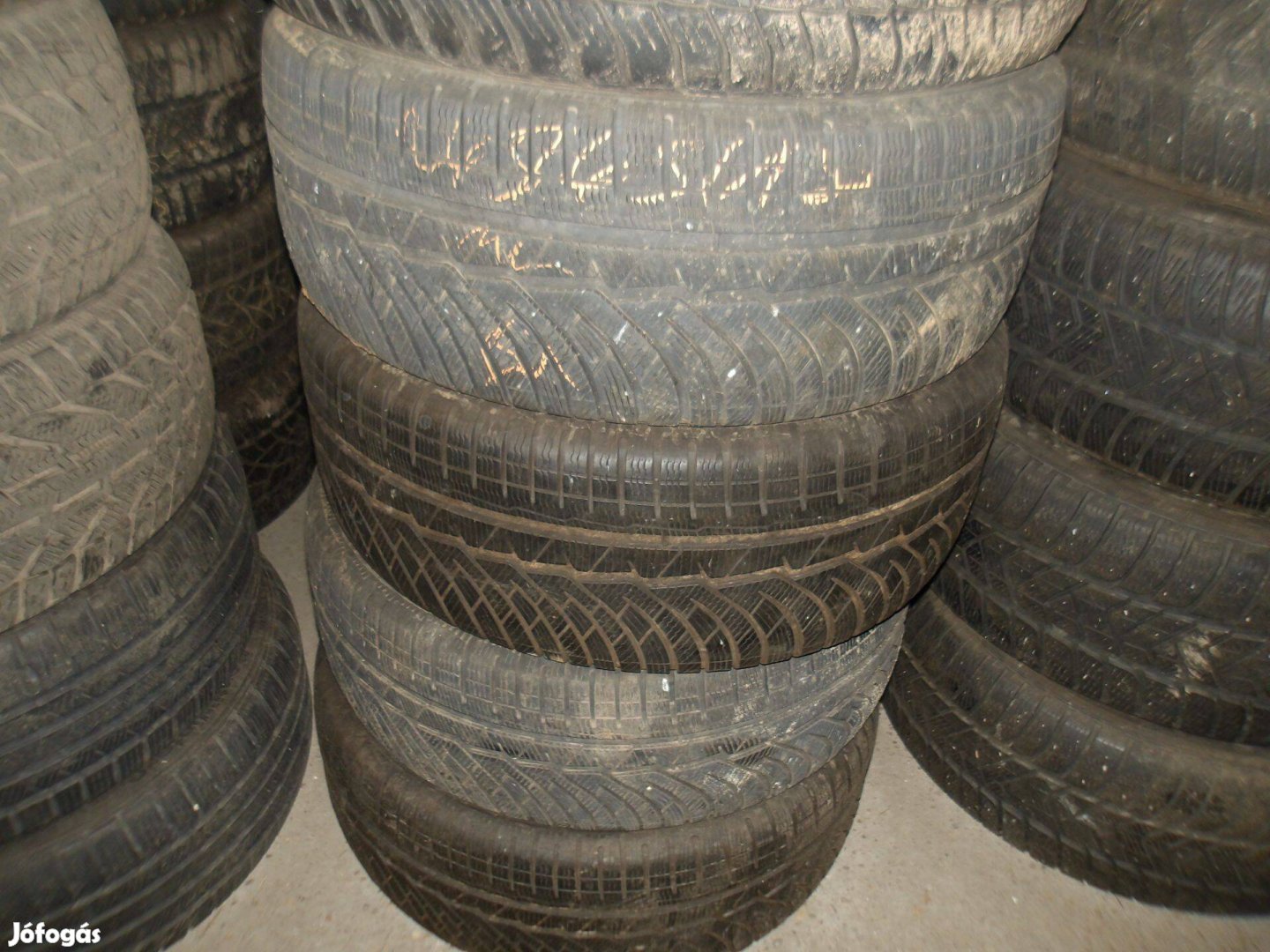 245/45r18 Michelin téli gumi ajándék szereléssel